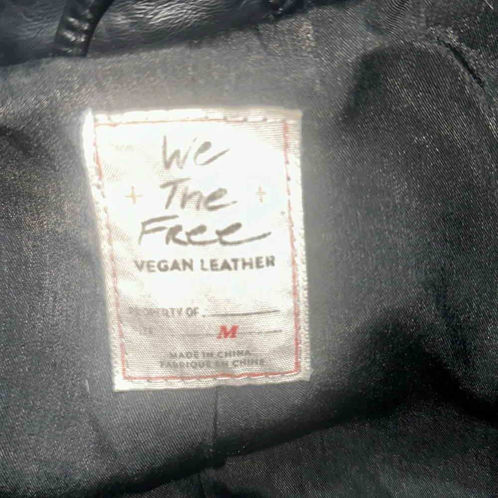 WE THE FREE: FREE PEOPLE BLACK VEGAN LEATHER JACKET WITH HOOD. Women’s Medium. - Picture 5 of 9